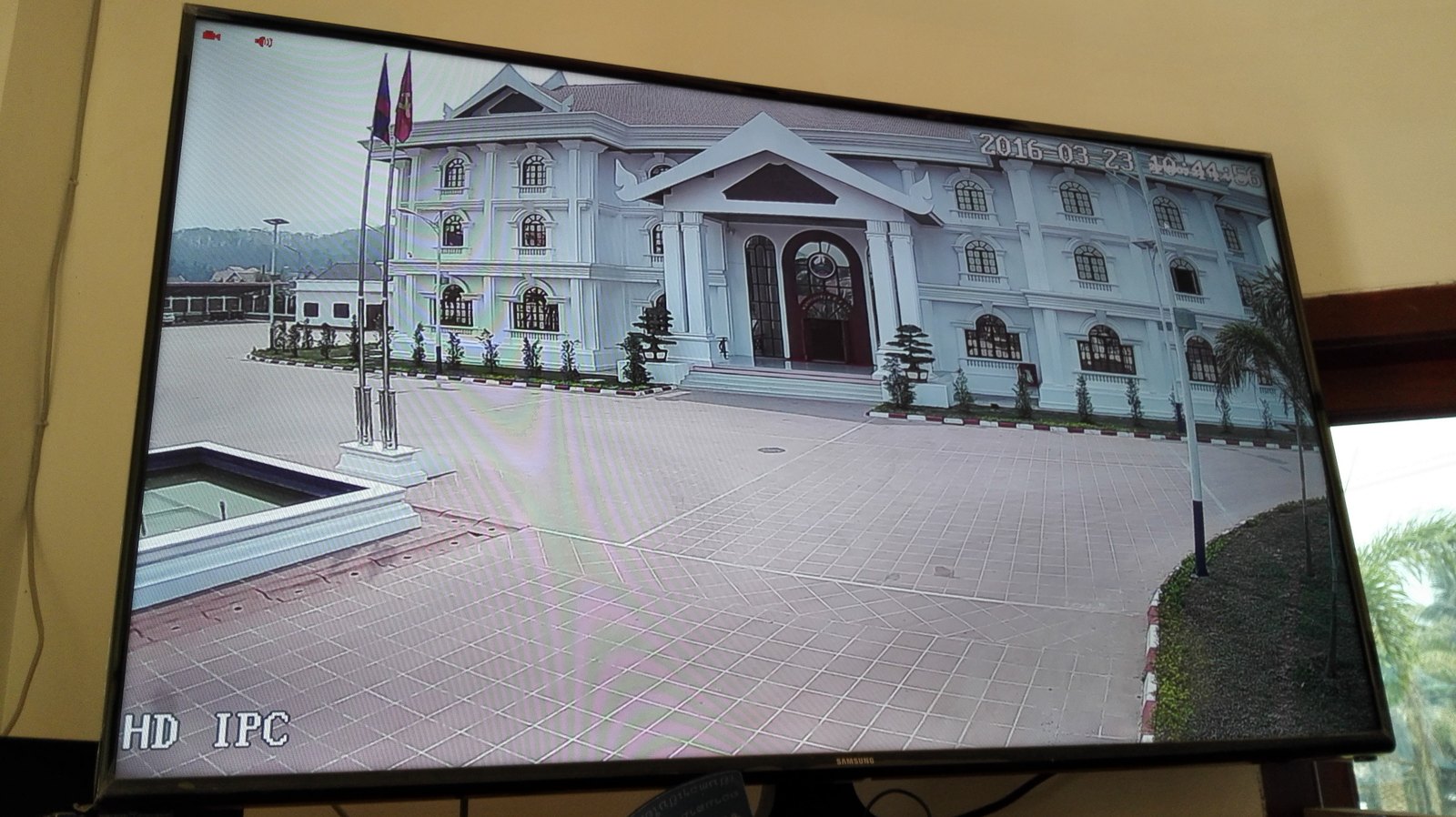 省中央银行 ຮູບໜ້າງານ 3